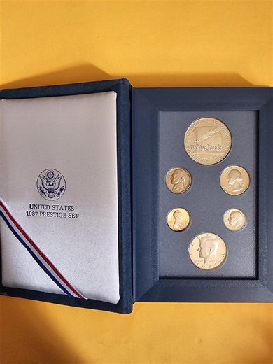 1987 Prestige Proof Set Constitution Silver Dollar U.S. Mint Box and COA - Etsy