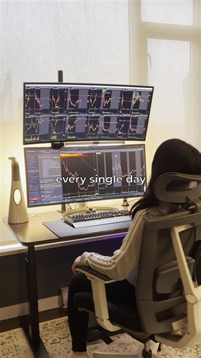 Day trading is not easy, but I promise you, it is worth it. Tag someone who needs to hear this today 🙌🏼 . . . #traders #daytrader #daytrading #trading #stockmarkettrading #stockmarkettrader #tradingtips #tradingadvice #tradingmistakes #tradinglessons #tradingrules #tradingsecrets #tradingtip #tradingpsychology #stockmarketforbeginners #daytradinglife #traderslife #traderslifestyle #tradersmotivation #tradingmindset #inspirationalthoughts #inspirationalwomen #inspirationalvideos #motivationalwo