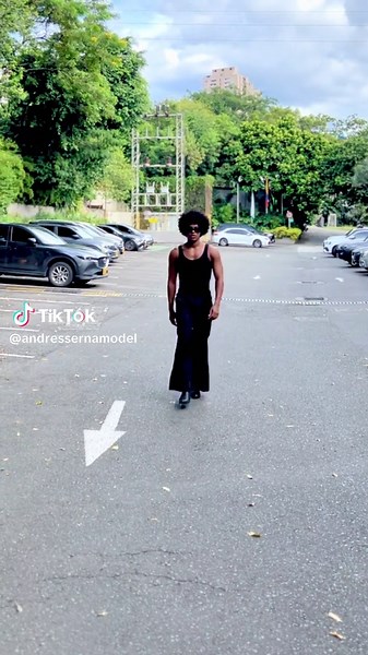 Master the Runway Walk Like a Pro Model