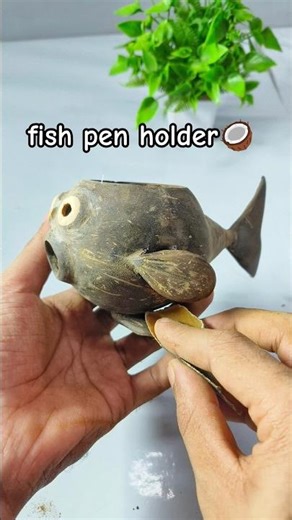 🐠 Coconut Shell Fish Pen Holder 🥥✨ | Easy DIY Craft #shorts #diy #shortsfeed #craftblogger