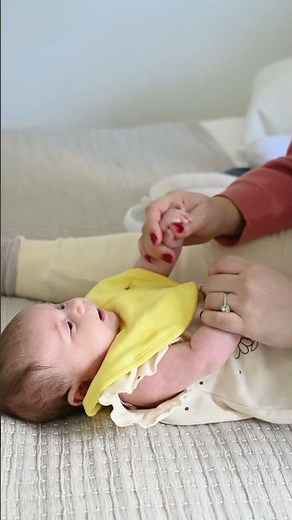 Fun & beneficial! A quick baby workout to start the day right.