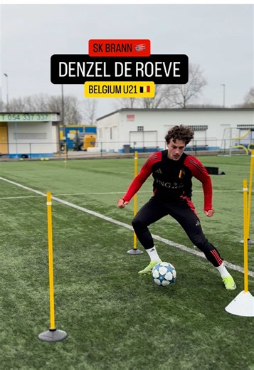 Winter Break Soccer Training with Denzel De Roeve