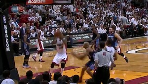 Top 5: LeBron James et Dwight Howard font plier les cercles