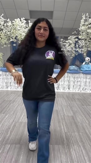 JOSS 🩵 #houston #tx #firestudio #quinces #pageforyou #explorepage #viralvideo #quince #explore #viraltiktok