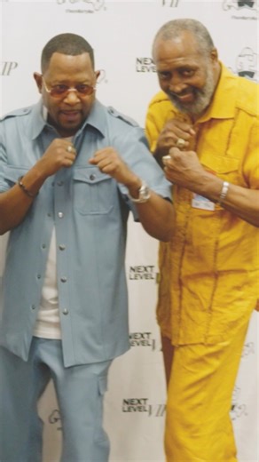 All love between “Raw Dog” and the “Hitman” 🥊 #martin #boxing | Martin Lawrence