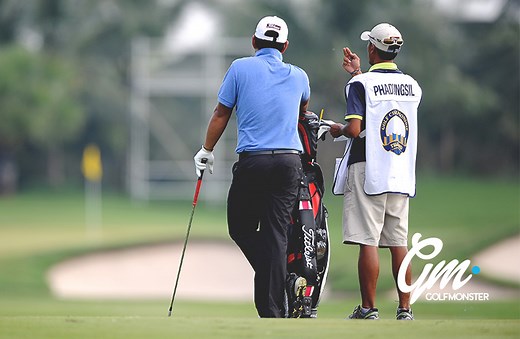 How to Become a Professional Golf Caddy: Everything You Need to Know