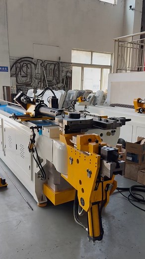 Automatic pipe bending machine on Reels