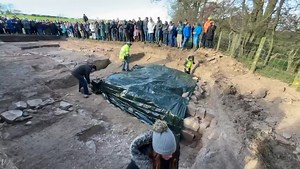 For anyone who missed the big reveal of hadrians wall at Drumburgh! 😁 #solwaycoastnationallandscape #farminginprotectedlandscapes #fipl @Solway Coast National Landscape @National Landscapes Association | Grampus Heritage & Training