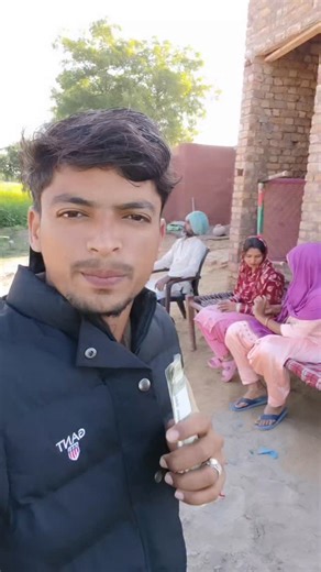 Loveprit Singh on Instagram: "aaj Boht Khusi hoyi 🥹"