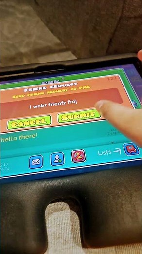 How to request friends in GD