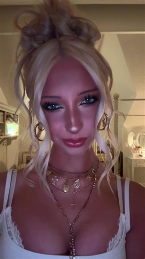 mae mae (@heythereitsmaemae)’s videos with original sound - 𝗅𝖾𝖺𝗁 ™
