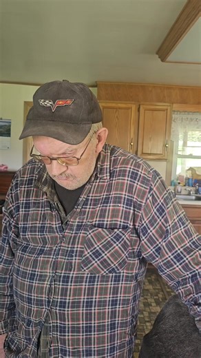 His testies swell up 🤣 Predator Catchers PA | Niky Sal