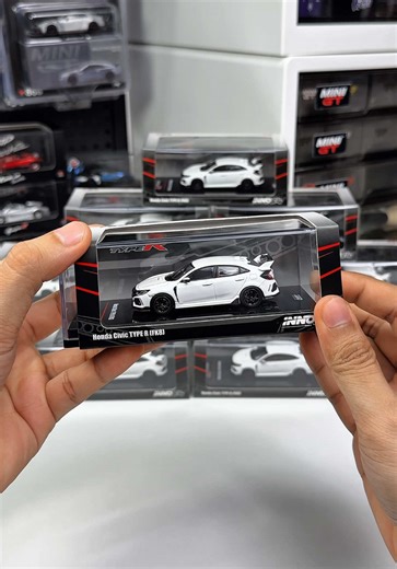 Unboxing the Inno64 Honda Civic Type R (FK8) in White 🤍 🇯🇵 A perfect replica that captures the FK8’s bold aero, signature red interior, and aggressive stance — true to the spirit of Honda’s performance icon in 1:64 scale #inno64 #inno64collector #hondacivic #civictyper #superdiecastkh