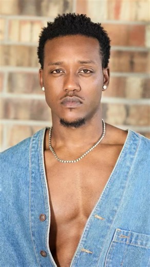 Mideli Wabanyarwanda.....✍ on Instagram: "🚨𝐎𝐅𝐅𝐈𝐂𝐈𝐀𝐋! Element Eleeéh Niwe wegukanye igihembo cy’umu Producer mwiza w’uyu mwaka Mubihembo bya Isango na Muzika Awards 2025 biri gutangwa nonaha.🏆🌟 Abari bahatanye muri iki kiciro cy’umu Producer mwiza wumwaka muri IMA 2025 ni: ✔️Element Eleeéh (Winner) ✔️Prince Kiiíz ✔️Muriro ✔️Loader ... 𝑫𝒐 𝒚𝒐𝒖 𝑨𝒈𝒓𝒆𝒆 𝒘𝒊𝒕𝒉 𝑰𝑴𝑨 2025, 𝑪𝒐𝒏𝒈𝒓𝒂𝒕𝒖𝒍𝒂𝒕𝒊𝒐𝒏𝒔 Element Eleeéh."