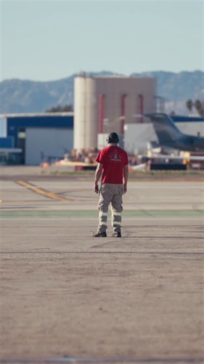 5.1K views · 736 reactions | Fire: “I’m growing.” CH-47: “No you’re not.” 3,000 gallons, twin engines, six blades, zero hesitation. The CH-47 is built for days like this. #CoulsonAviation #CH47 #AerialFirefighting | Coulson Aviation - Next Gen Firefighting | Facebook