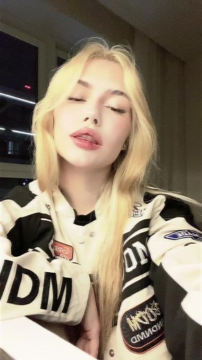 addison x) (@adddiisson)’s videos with original sound - ︎︎︎