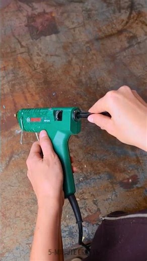 No Glue? No Worries! 🔧 She sealed a pipe with simple zip ties 🧷