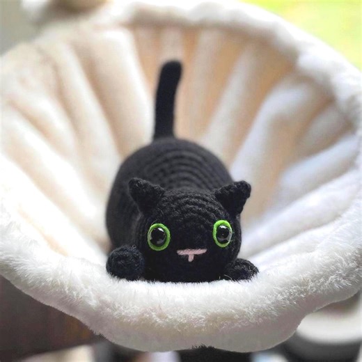 Kiki the Crouching Cat PDF Pattern| Step-by-step Instructions and Photos| Videos for Creating a Magic Ring, Slip Knot and Foundation Chain - Etsy