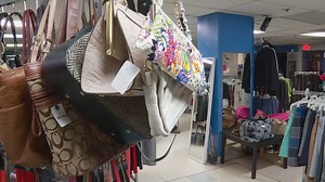 Federal workers give clothes to DC consignment shops as shutdown lingers on