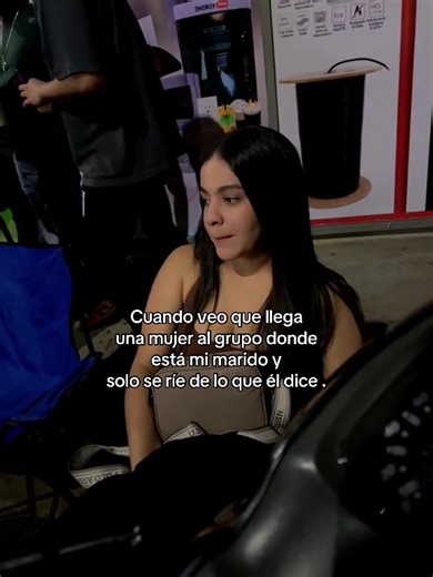 Cuando La Mujer Llega Al Grupo: La Comedia de Parejas