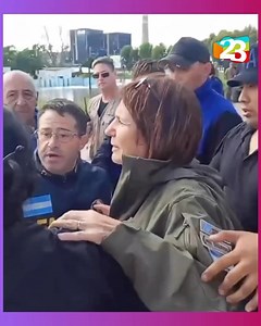 13K views · 300 reactions |  C PIKO • “NO LE TIRES AGUA QUE ELLA...