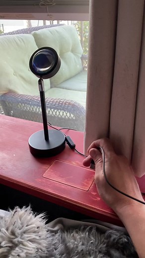 Adjusting a Kitty Lamp with USB Socket