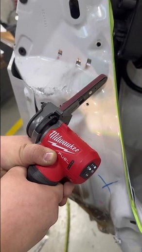 Removing spot-welds- Milwaukee 3/8x13 belt sander spot weld killer #milwaukee #milwaukeetools