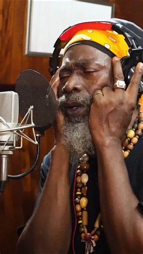 King Shango aka Capleton recording a brand new hit song called "No sell your soul" on Hell A Go Pop riddim produced by Irie Ites Records 🔥 Music by The Ligerians & Tribuman 🔥Distributed by Evidence Music🔥 #capleton #irieites #reggae #hellagopop | Irie Ites