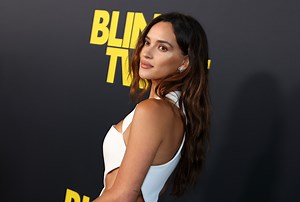 Eddig csak a Narcosban vetkőzött le teljesen a kamera előtt ez a tökéletes latin szépség