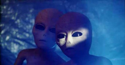 10 Signs You Might Have Already Been Abducted by Aliens