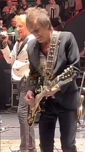 Sir Rods big concert with other musicians🔥#rodstewart #rodstewartsongs #ronniewood #legend #musician