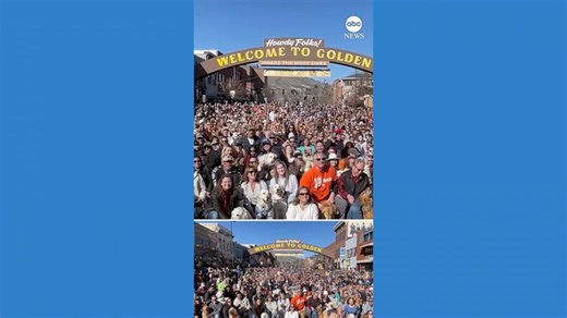 Thousands of golden retrievers meet up in Golden, Colorado