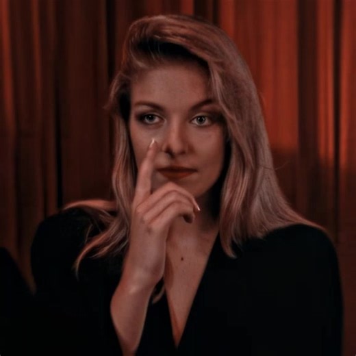Twin Peaks season 1 | #twinpeaks #twinpeaksedit #washington #twinpeaksaesthetic #tvedit #aestheticedits #dalecooper #laurapalmer #endofilms #fyp #foryoupage #targetaudience #nirvana #viral #plsdontflop #firewalkwithme #edits #davidlynch