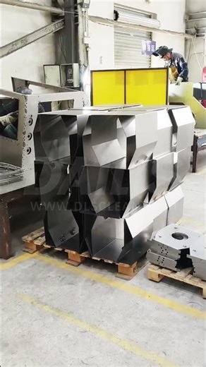 Before leaving the factory, a Dailis floor scrubber must survive these four "Gates of Hell"?