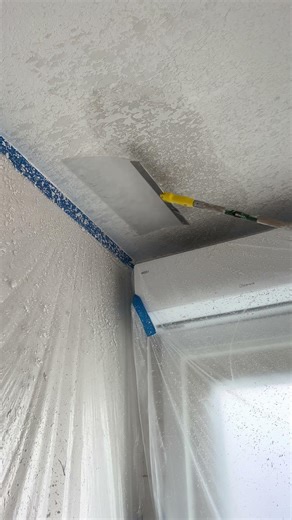 How to do a Knockdown ceiling texture. After a drywall repair we matched the existing texture