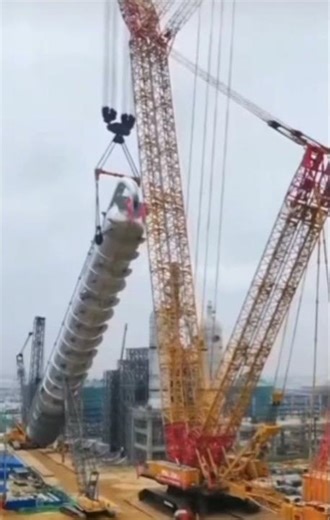 Rigger Working on Site | Precision, Safety & Skill #hardwork #riger