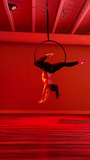 Creative Aerial Hoop Pose Ideas for Beginners