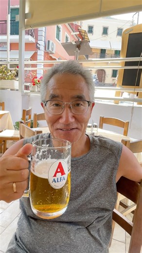 초유스와 함께하는 그리스 여행 - 코르푸 섬 산골마을 식당에서 인사 드립니다 #그리스여행 #코르푸 #travel