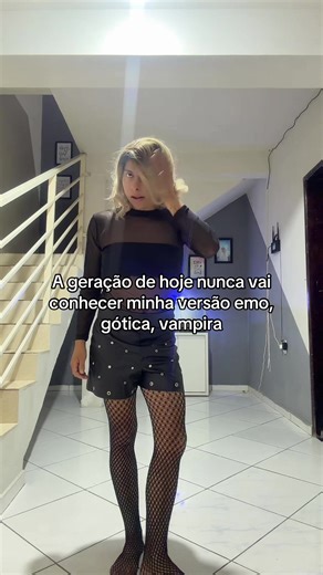 Os vídeos de Diego Melo 👠 (@diegommelow) com Decode - Paramore