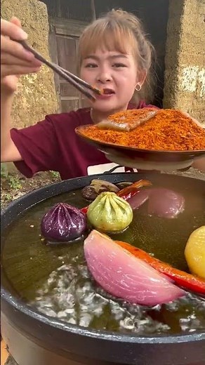 asmr people eating spicy food | people eating asmr spicy food #eating #mukbang #Shorts #yummy #food