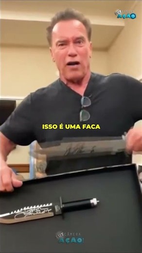 ARNOLD CROCODILO DUNDEE