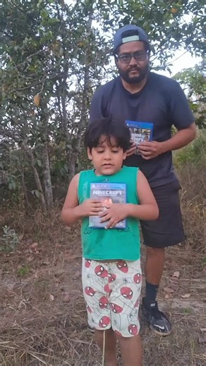 Minecraft ASMR Experience in a Forest Setting