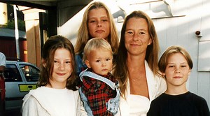 Här är Ted Gärdestads dotter Sara idag: Går i fars fotspår