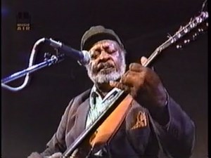 ROBERT JR. LOCKWOOD LIVE 1984 N.O.: "Exactly Like You/Drving Wheel/Kind Hearted Woman/Angel Child" &