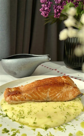 Perfect Salmon Recipe: Crispy Skin, Soft Inside