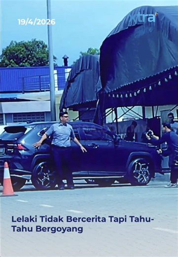 Ewah sampai ke sini dia bergoyang ek #fyp #xtra #lelaki #bergoyang 📹: bernacleboi48 P/s: Video ini bukan milik XTRA dan kredit telah diberikan kepada pemilik asal. Jika anda ingin kami menurunkan video tersebut, sila hantarkan DM kepada kami dengan segera. Terima kasih!