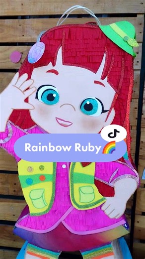 Esculpe Piñatas Mexicanas: Rainbow Ruby DIY