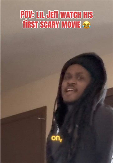 Jeff's Hilarious Reaction to a Scary Movie