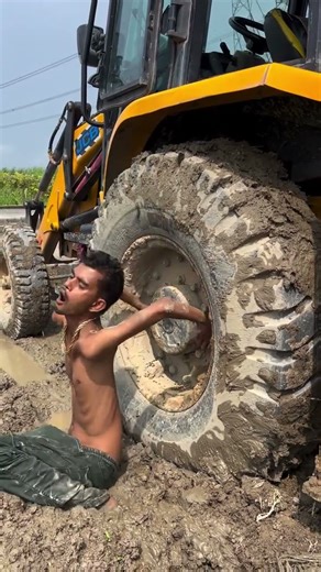 हेर्दै माया लाग्दो देखिन्छ यार #foryou #funny #youtubeshorts #goviral #trendingshorts #shorts