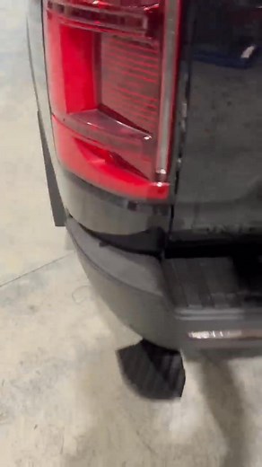 T-MAX E-board tailgate step suit the BYD Shark (2024-Current). | T-max hangzhou Technology CO.,LTD